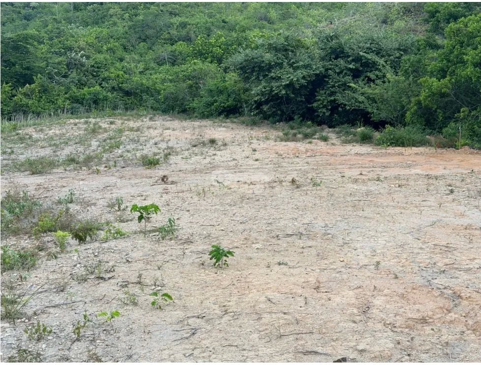 SE VENDE TERRENO EN CHAME 1,111 M2 VIA A LA LAGUNA