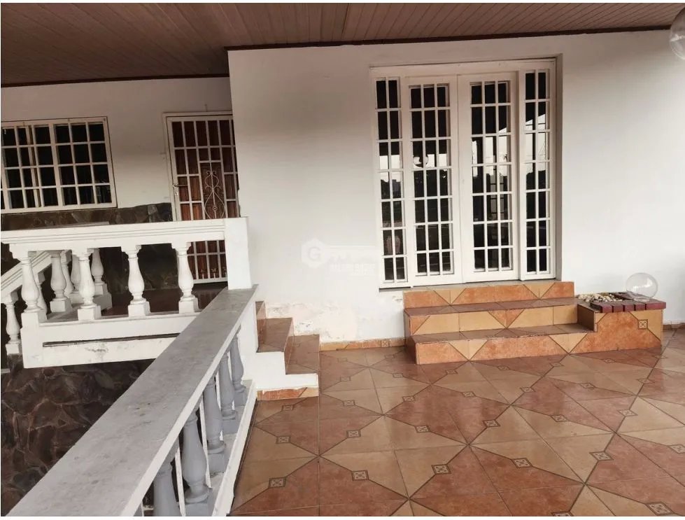 PUEBLO NUEVO / HATO PINTADO / 250 M2 / TERRAZA / BARRIADA LOS HARINOS