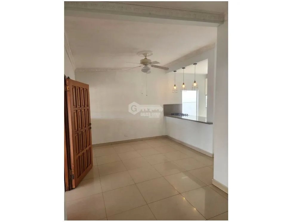 PUEBLO NUEVO / HATO PINTADO / 250 M2 / TERRAZA / BARRIADA LOS HARINOS