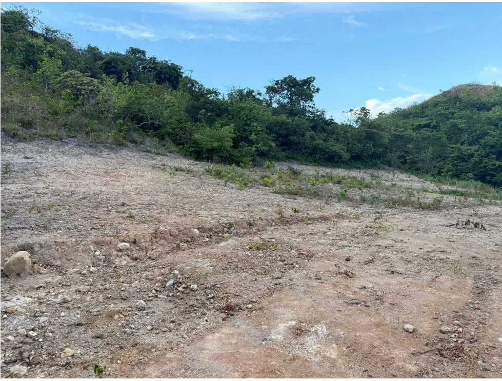 TERRENO / CHAME / 972 M2 / EL CLAVARIO / FINANCIAMIENTO INTERNO