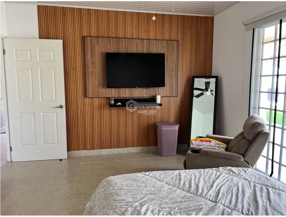 SE VENDE HERMOSA CASA DE PLAYA 381 M2 EN CHAME 3 HABITACIONES