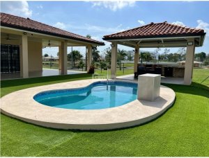 SE VENDE HERMOSA CASA DE PLAYA 381 M2 EN...