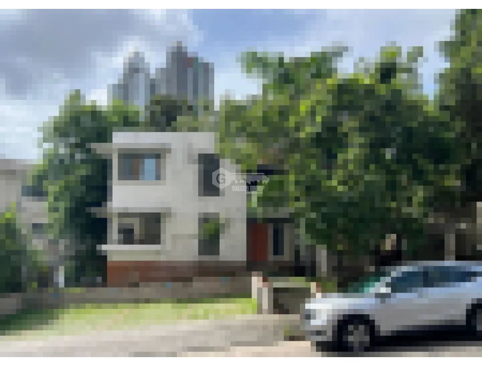 EL CANGREJO / TERRENO / COMERCIAL O RESIDENCIAL / 1300M2 / PLANO