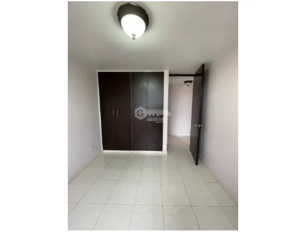 Apartment for sale in Condado del Rey