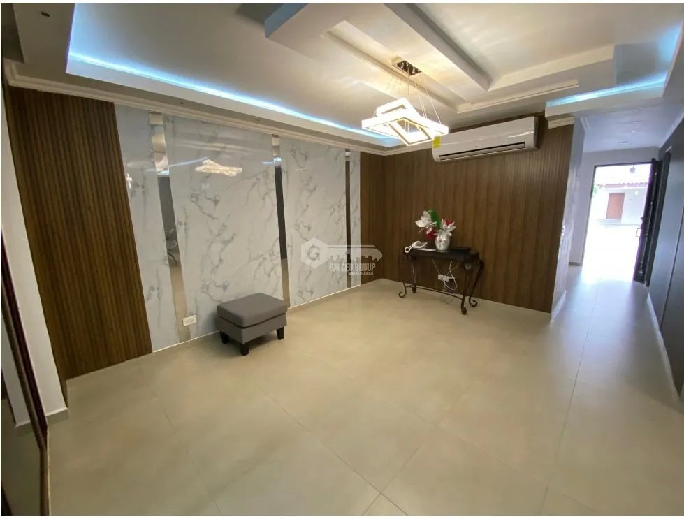 BRISAS DEL GOLF / PH GARDENIAS / 248M2 / 3 HABITACIONES