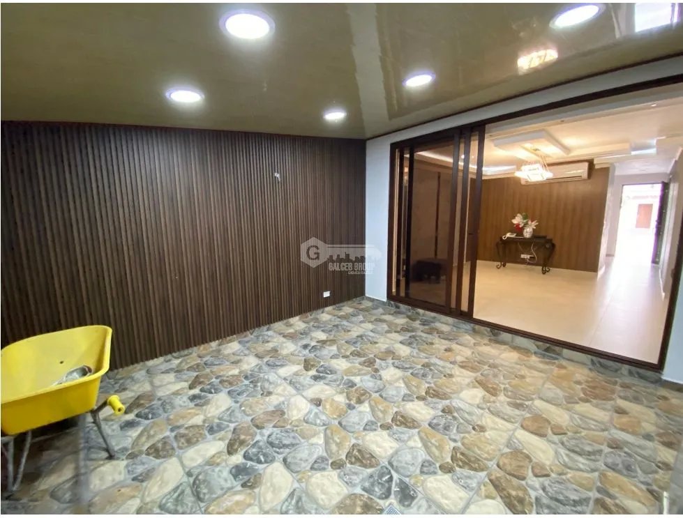 BRISAS DEL GOLF / PH GARDENIAS / 248M2 / 3 HABITACIONES