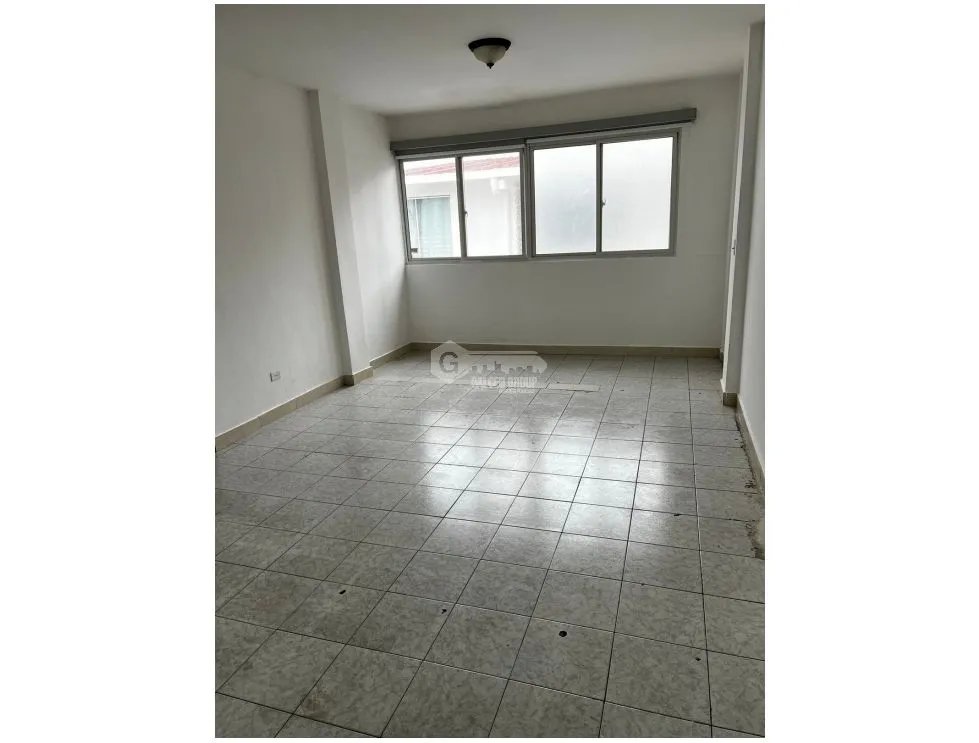CARRASQUILLA / PH ARAMIS / 110m2 / 4 HABITACIONES / CENTRICO / Y