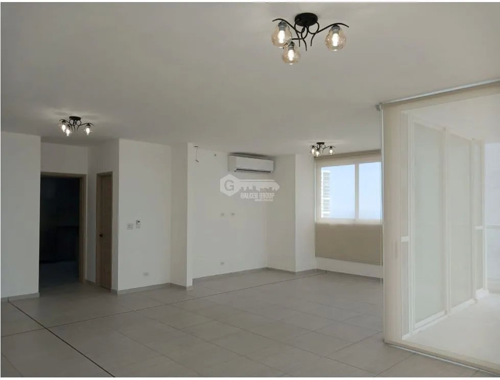 CALLE 50 / PH THE TOWERS / 3 HABITACIONES / 275M2 / TERRAZA