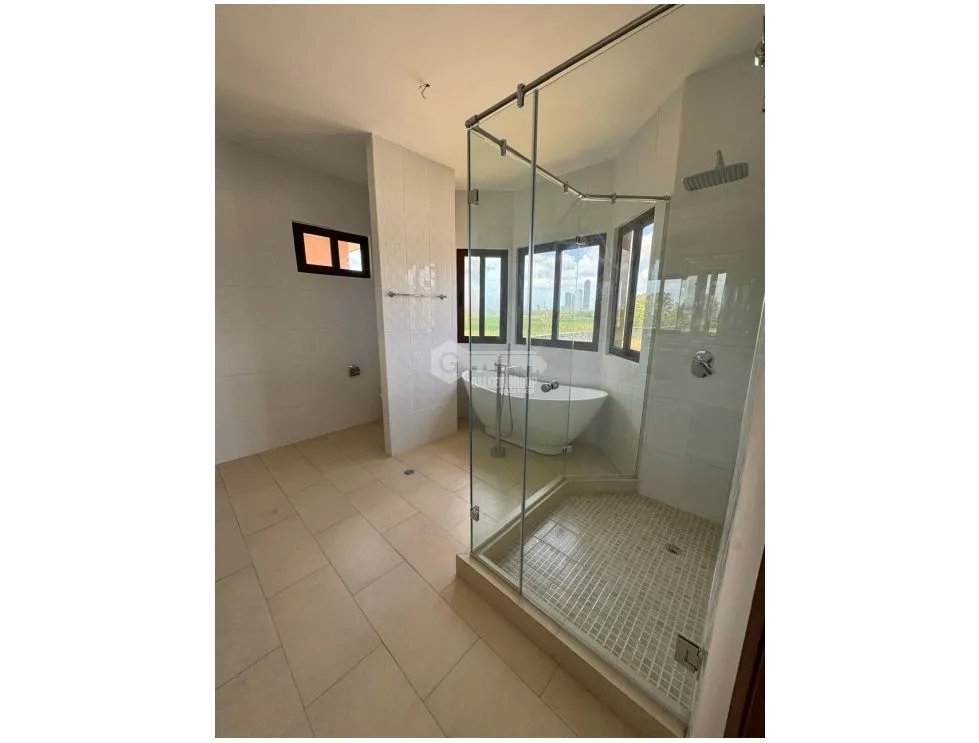 COSTA SUR / RESIDENCIAL EL DORAL / 392M2 / 4 HABITACIONES