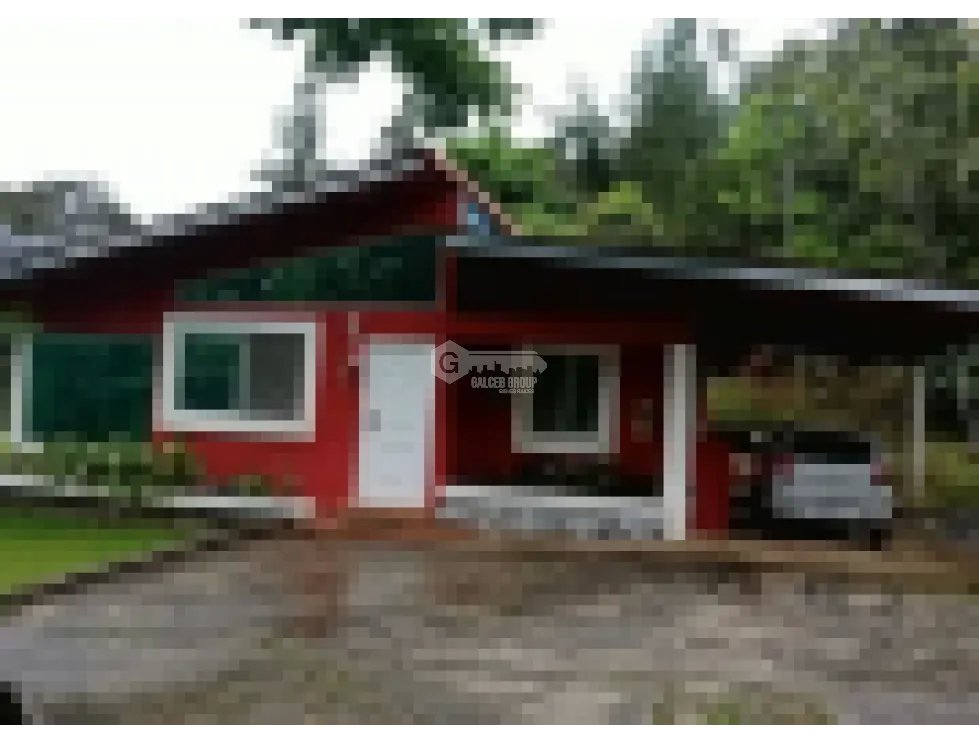 CASA CAMPESTRE / CERRO AZUL / 1400M2 / AMOBLADO / 3 HAB