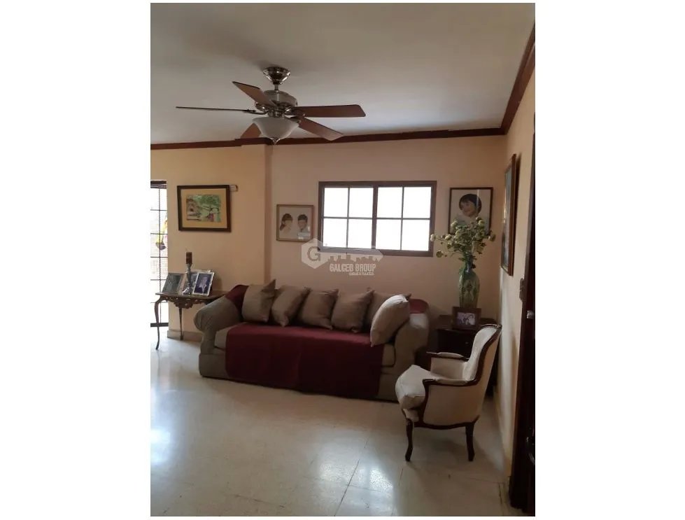 SAN FRANCISCO / VILLA LILLA / 570M2 / 2 NIVELES / TERRAZA / BALCON