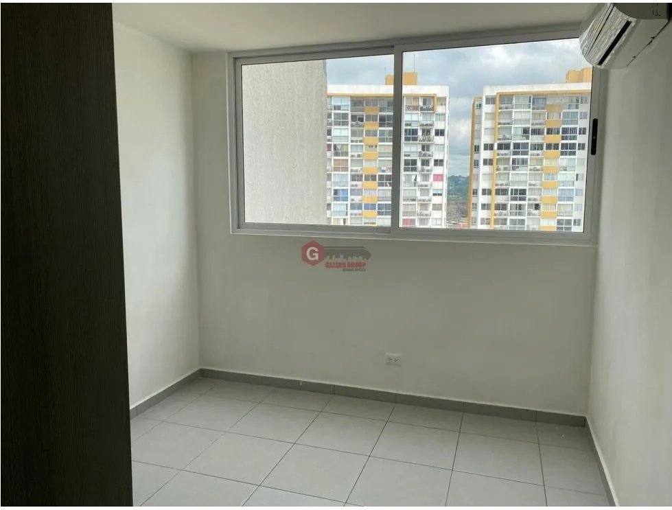 TUMBA MUERTO / PH AVIÑON TOWERS  /  77M / 3 HABITACIONES  / CENTRICO