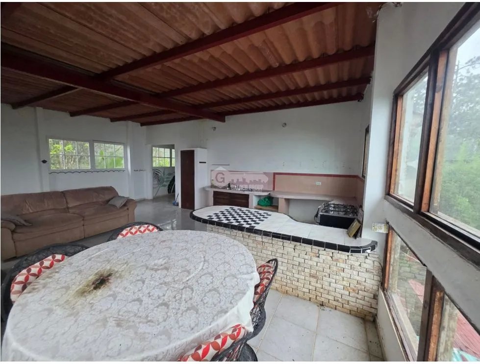 ALTOS DE CERRO AZUL / CASA CON 2 CABAÑAS /YA