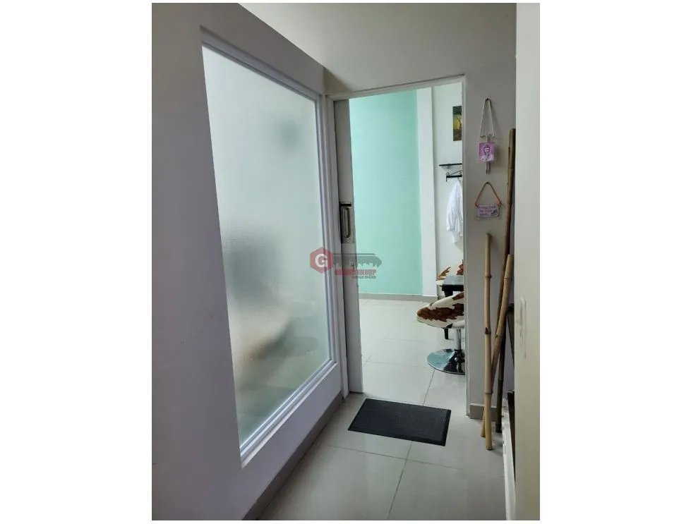 LOCAL COMERCIAL / CORONADO / THE VILLAGE MALL / 56m2 / PLANTA ALTA