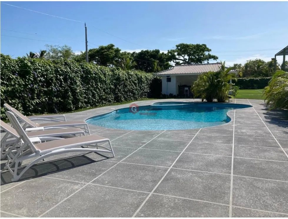PUNTA CHAME / PH BAHIA DE LOS VIENTOS / 90m2 / EQUIPADA / 2 HABITAC.