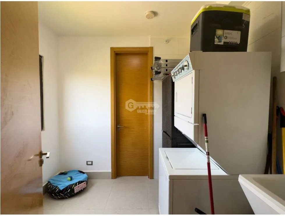 SAN CARLOS / CASAMAR / PH PERLAMAR / 155m2 / 3 HABITACIONES / VACIO