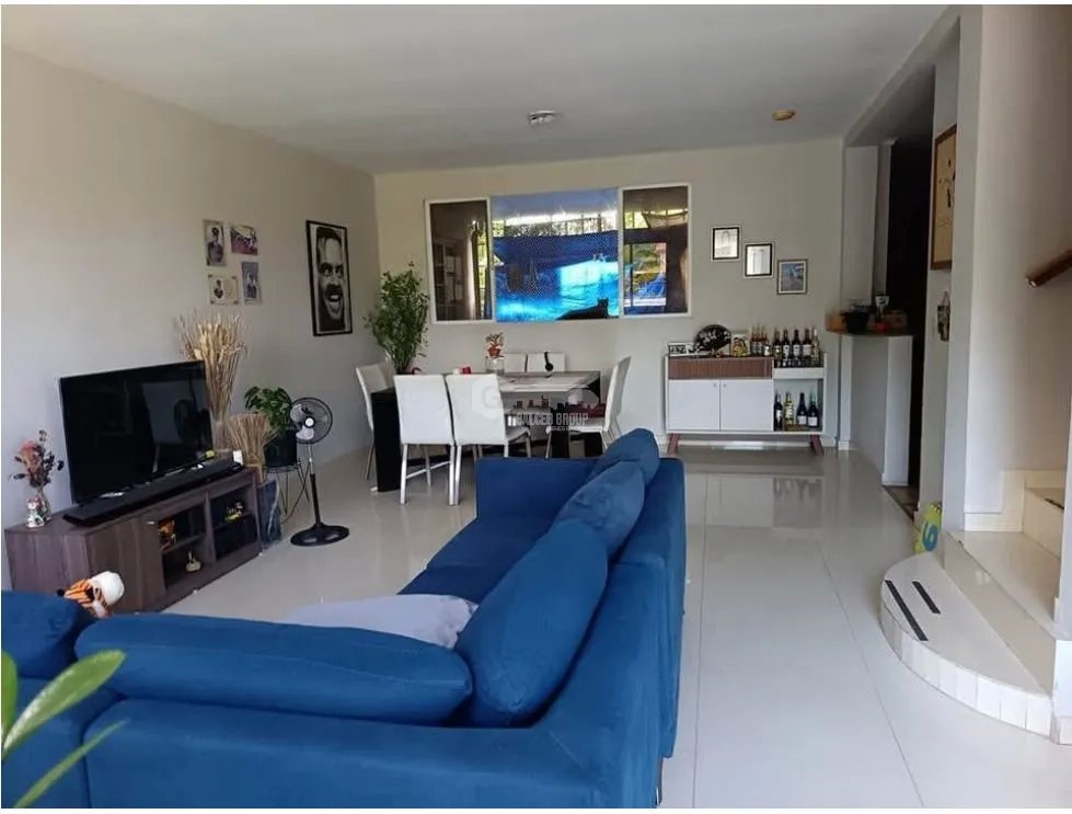 LAS ACACIAS / VILLA DE LAS ACACIAS / 197M / 3 HABITACIONES / CON ANEXO