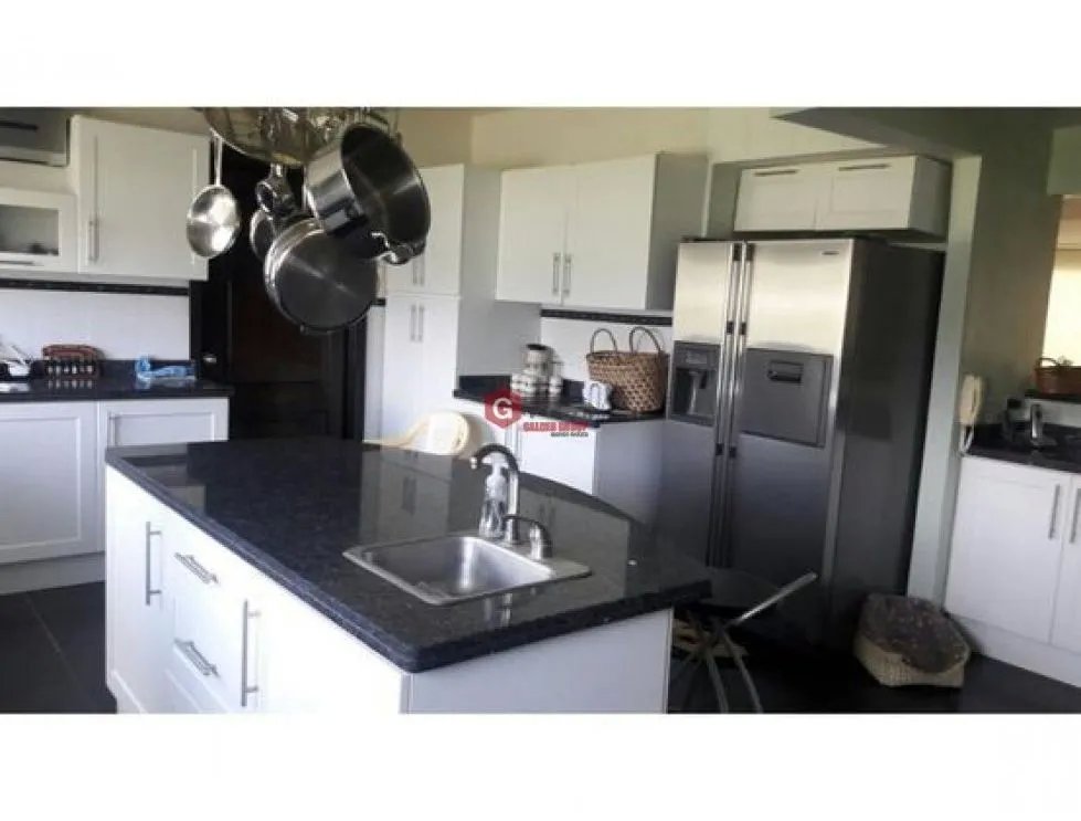 Single Family House for sale in Coronado