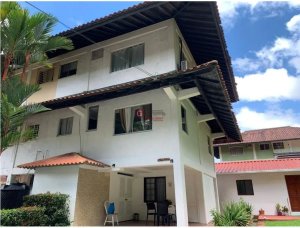 Single Family House for sale in Colon