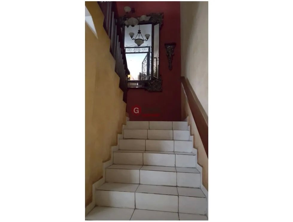 EL DORAL / CALLE 2 / 336m2 / 3 HABITACIONES / CON PISCINA