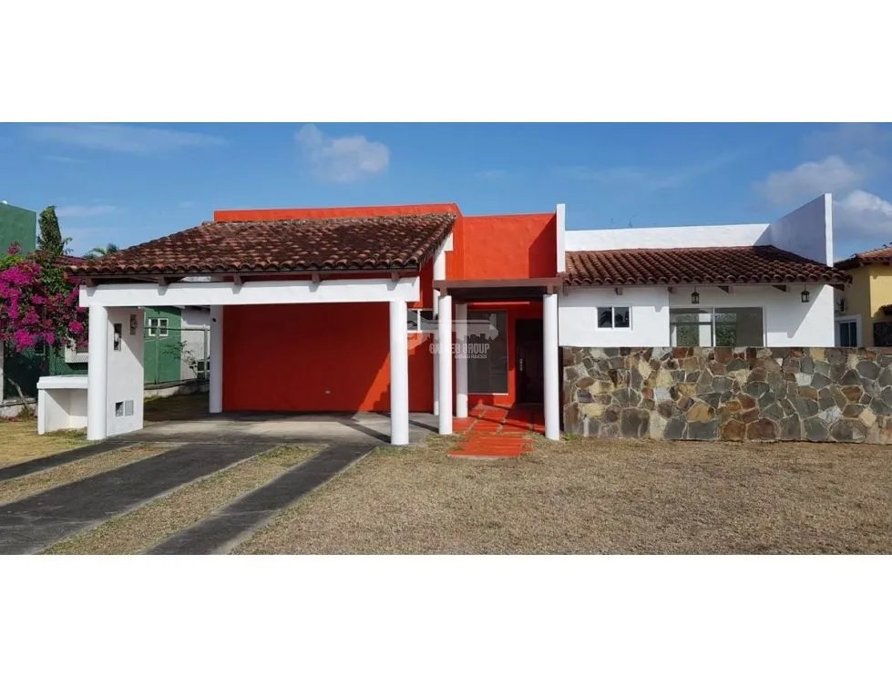 PLAYA MALIBU / RES. MALIBU VILLAS / 890m2 / 2 HABITACIONES / VACIO