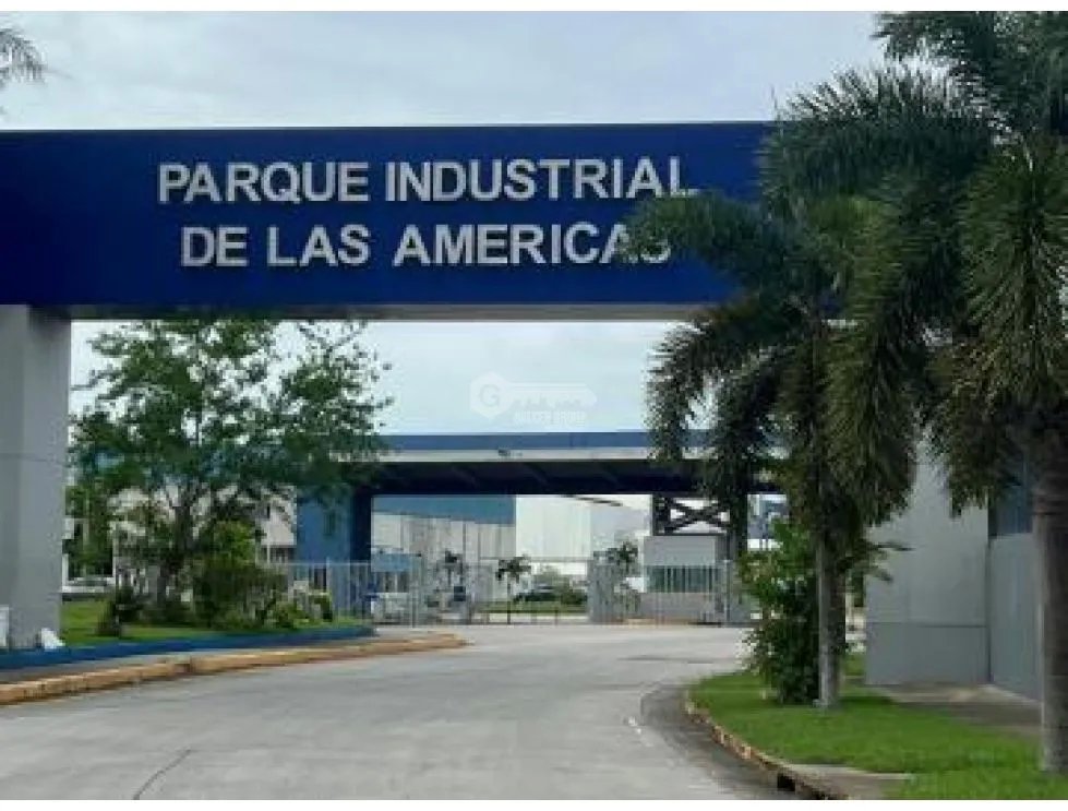 Warehouse for rent in 24 de Diciembre