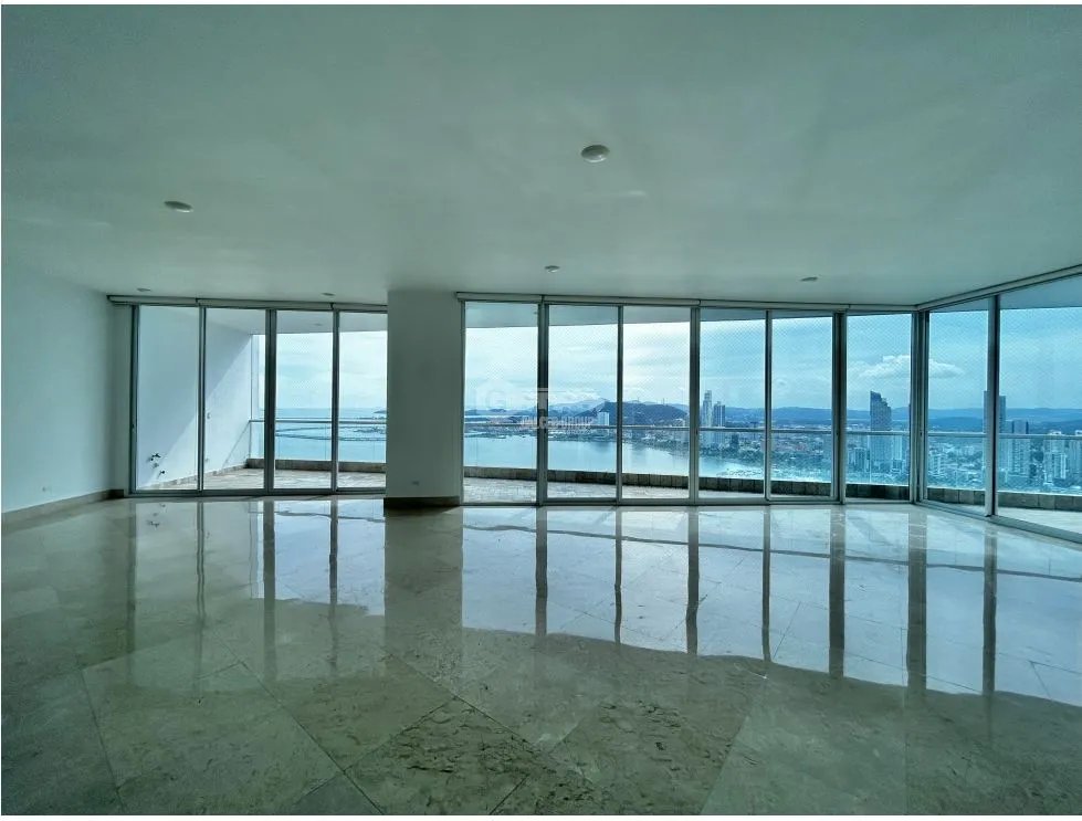 Apartment for rent in Punta Paitilla