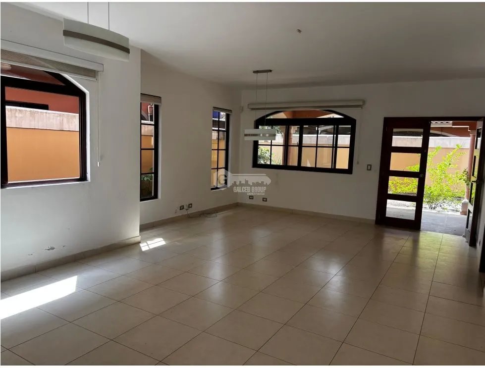 Single Family House for sale in Costa Sur