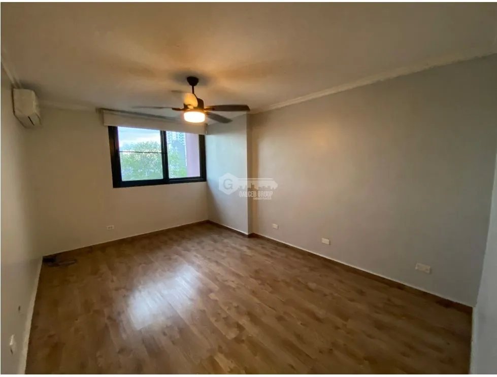 EL CANGREJO / PH ARANJUEZ / 170 M2 / PISCINA / 3 HABITACIONES