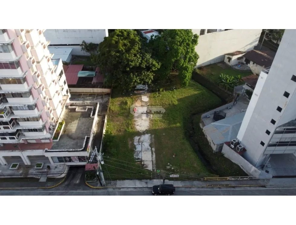 EL CANGREJO / TERRENO PARA DESARROLLO RM3-C2 / 1500 M2