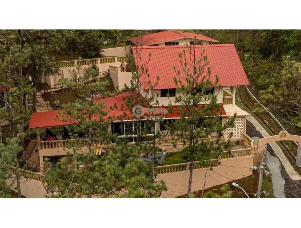CERRO AZUL / FINCA CON 2 CABAÑAS TURISTICAS /  1,172 M2