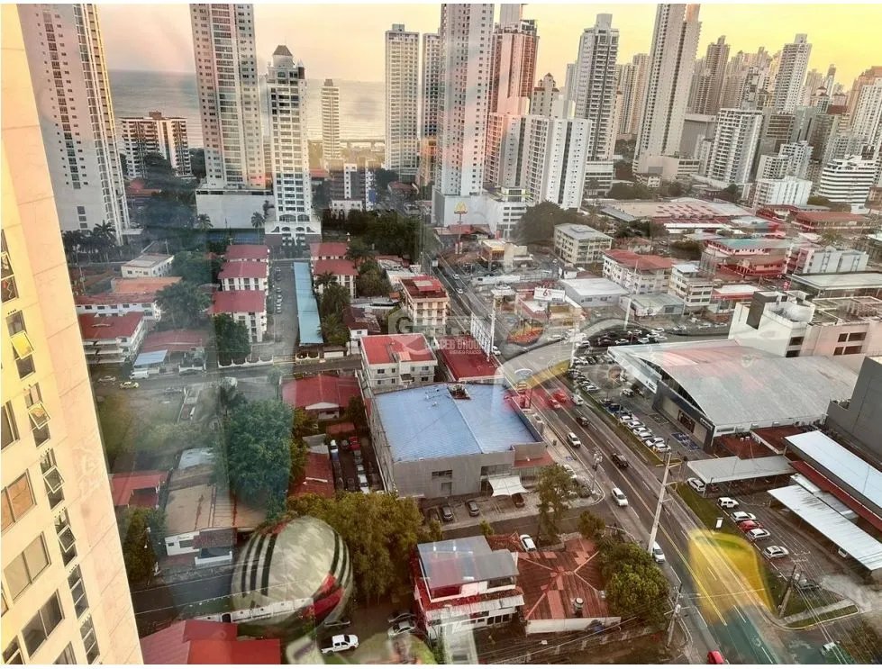 Apartment for sale in Coco del Mar