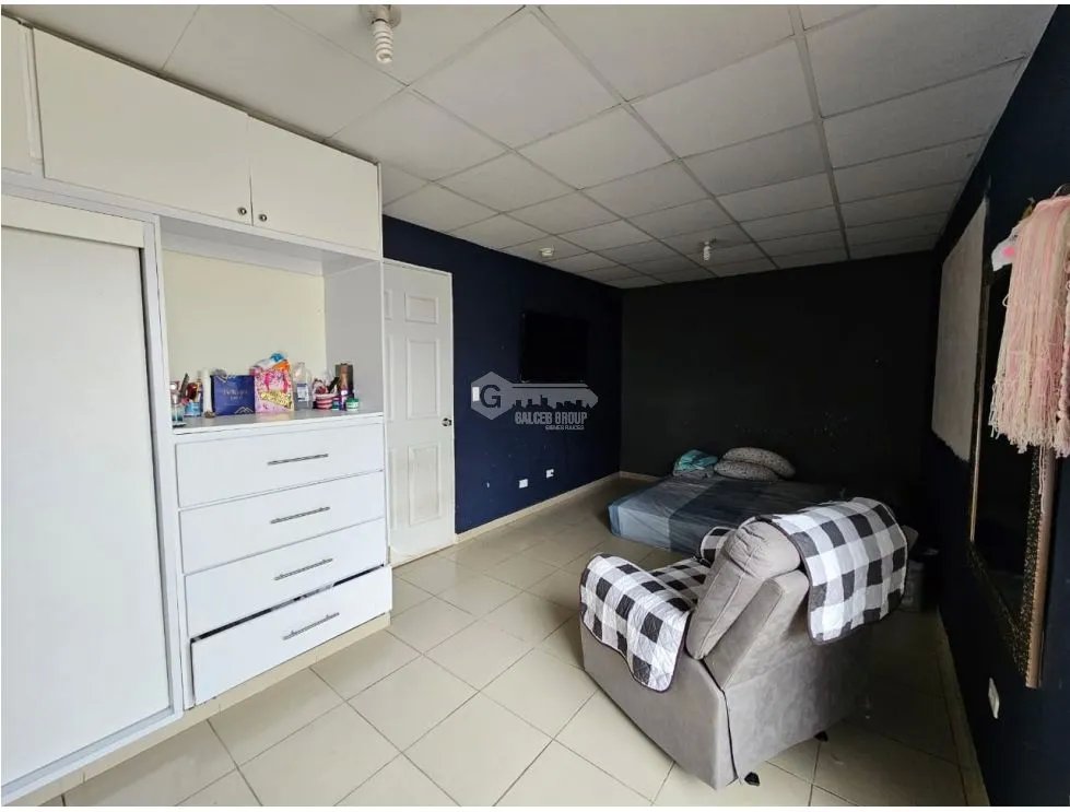 LA CABIMA / PRADERAS DE SAN LORENZO / 3 HAB / 209M2