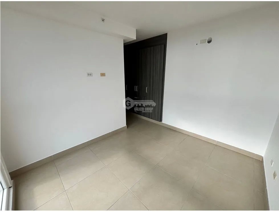 Apartment for sale in Condado del Rey