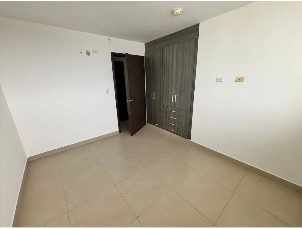 Apartment for sale in Condado del Rey