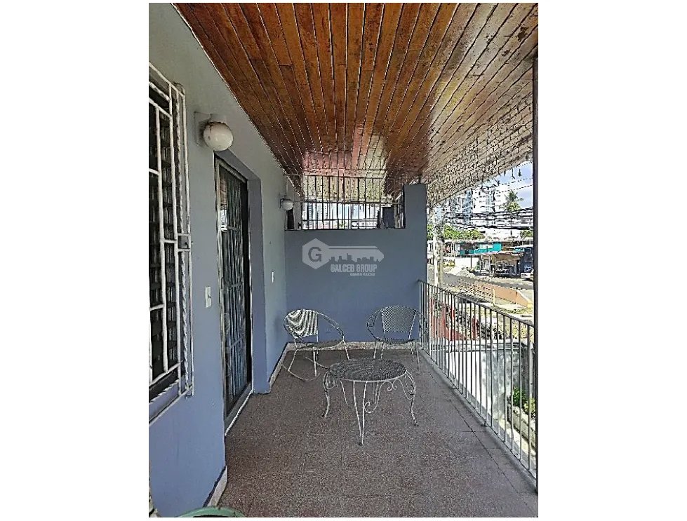 PARQUE LEFEVRE / 300M / 2 NIVELES / BALCON / 6 HABITAC / VIA PRINCIPAL