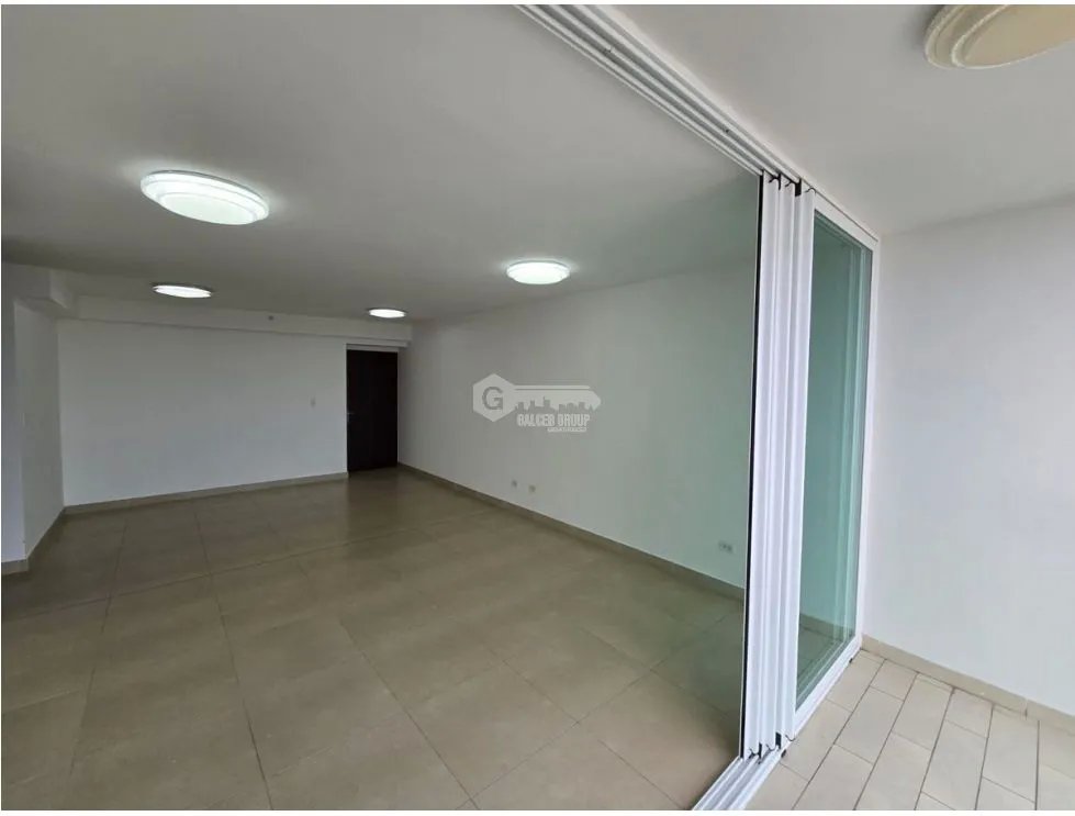 CONDADO DEL REY / PH KINGS PARK / 139M / BALCON