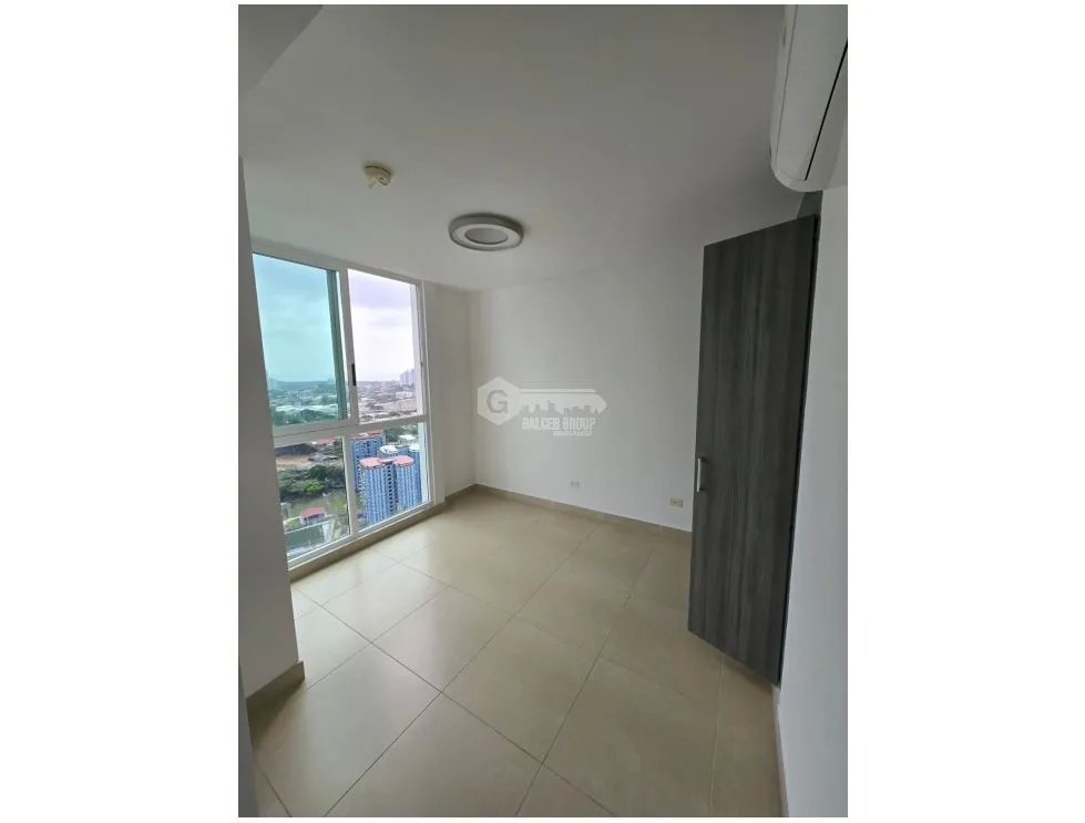 Apartment for sale in Condado del Rey