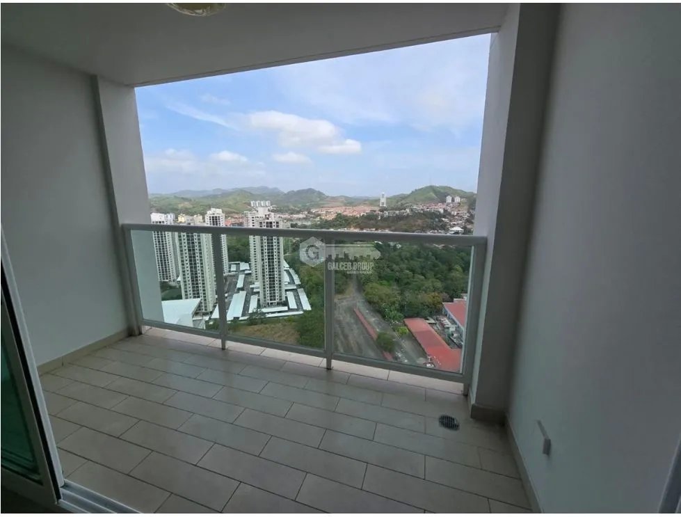 Apartment for sale in Condado del Rey