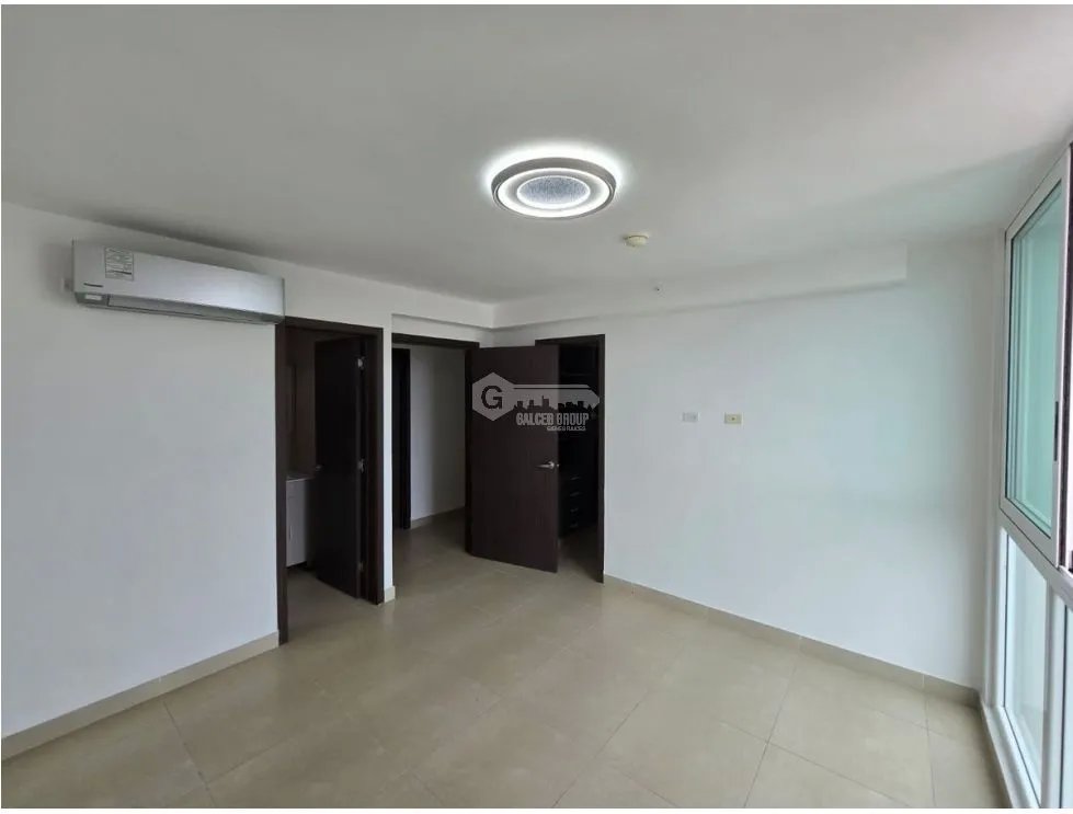 Apartment for sale in Condado del Rey