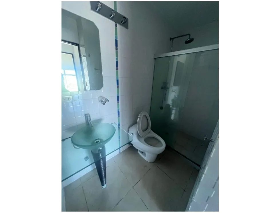 VILLA DE LA FUENTES / CRISTAL HILLS 120M / 2 HABITACION 2 PARKING