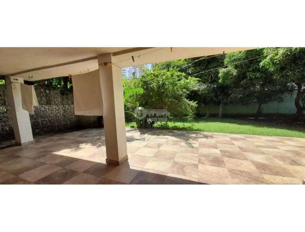 SAN FRANCISCO / CASA UN NIVEL  / 3 RECÁMARAS / 800 M2