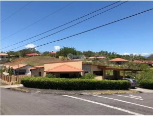 Single Family House for sale in David