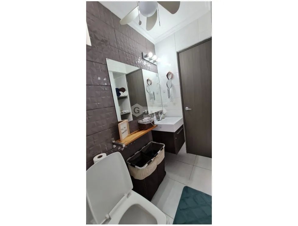 Apartment for rent in Via Espana