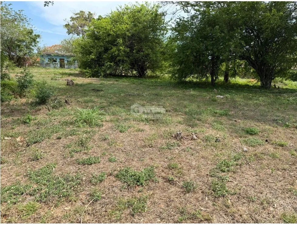SE VENDE TERRENO SEGUNDA LINEA DEL MAR  EN PLAYA MALIBU 2000M