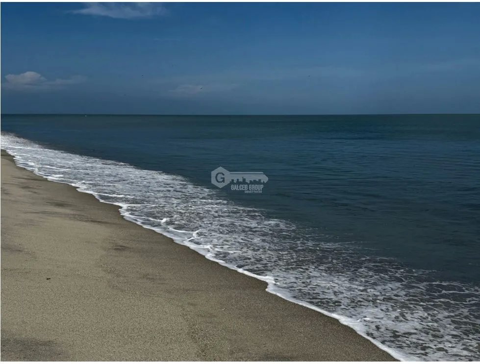 TERRENO / PLAYA MALIBU / 1000m2 / SEGUNDA LINEA DEL MAR
