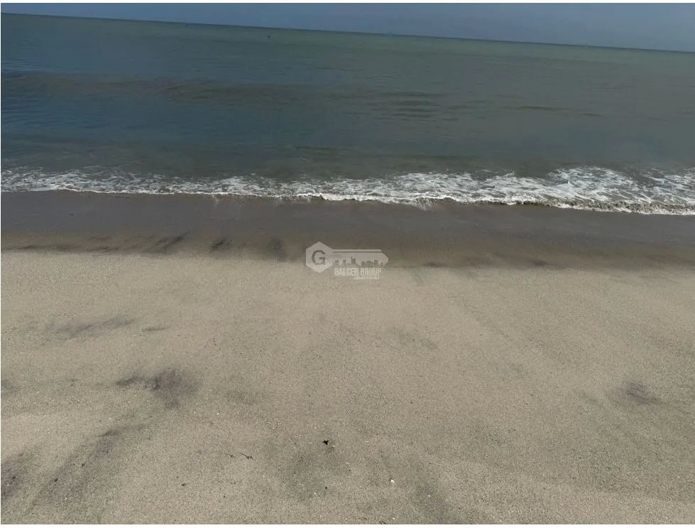 TERRENO / PLAYA MALIBU / 1000m2 / SEGUNDA LINEA DEL MAR