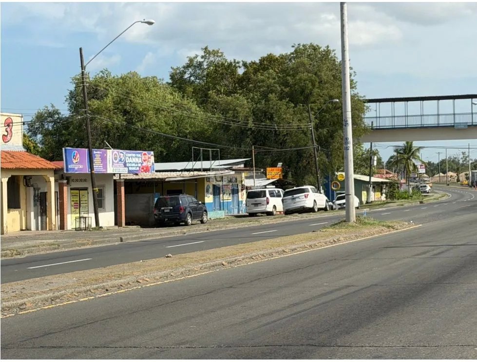 SE VENDE LOCAL COMENCIAL CHAME VIA INTERAMERICANA DE 242M