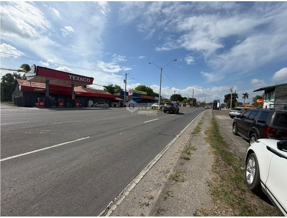 CHAME / 242M  / LOCAL COMENCIAL /  VIA INTERAMERICANA / ALTO TRAFICO