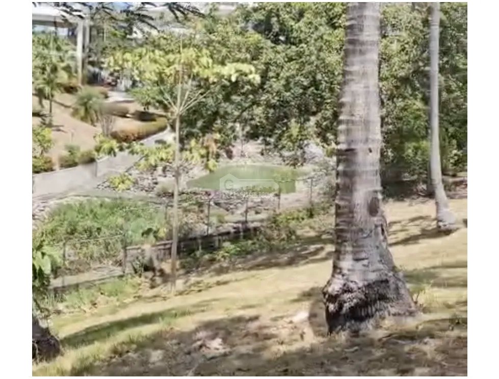 SE VENDE TERRENO UBICADO EN ESQUINA EN CORONADO CON VISTA AL MAR